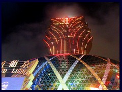 Grand Lisboa Hotel Casino, the 47-storey hotel from 2008 is Macau's tallest skyscraper. The lotus shaped tower changes neon colours in an impressive display.